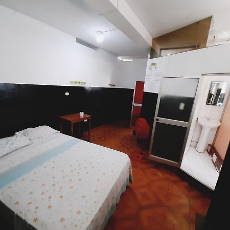 Hospedaje Iroaki Yurimaguas Εξωτερικό φωτογραφία